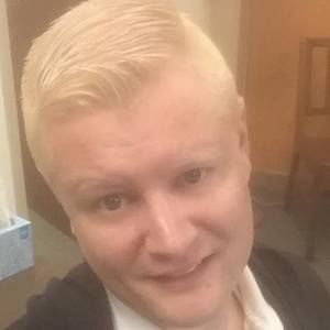 Meet your Posher, Jason